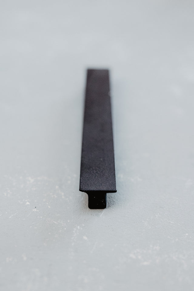 Furniture handle LONIA