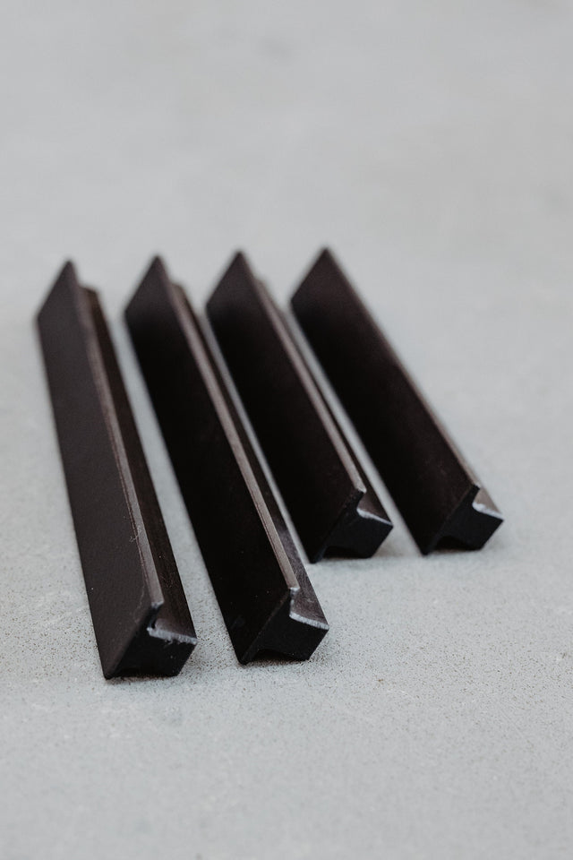 Eckige Küchenschrank Griffe matt-schwarz | Hochwertige möbelgriffe 128mm | Ziehgriffe für Küchenschränke